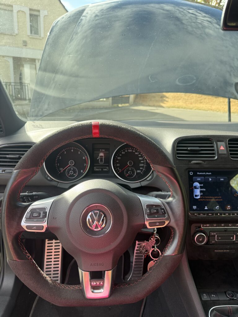 Volkswagen Golf 6 GTI Ed 35 — photo 8