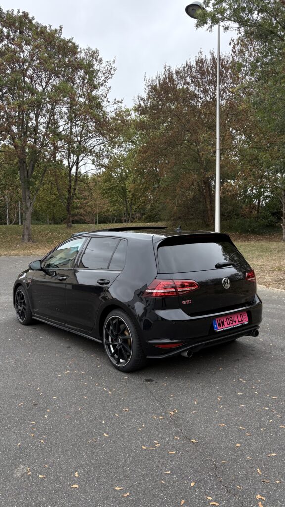 Volkswagen Golf 7 GTI — photo 2