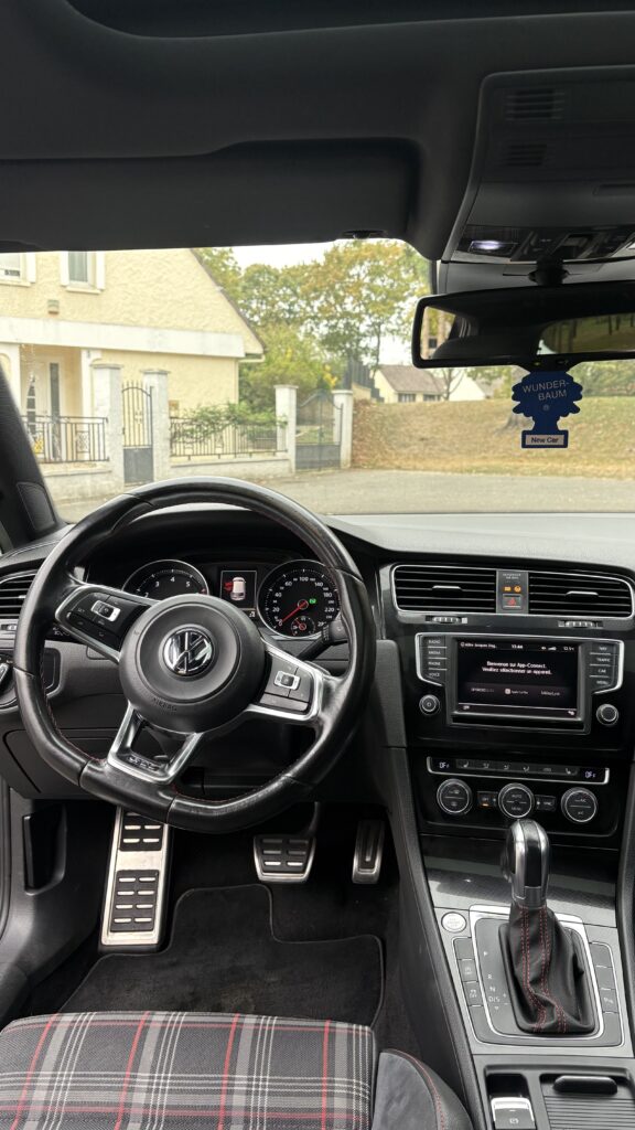 Volkswagen Golf 7 GTI — photo 7