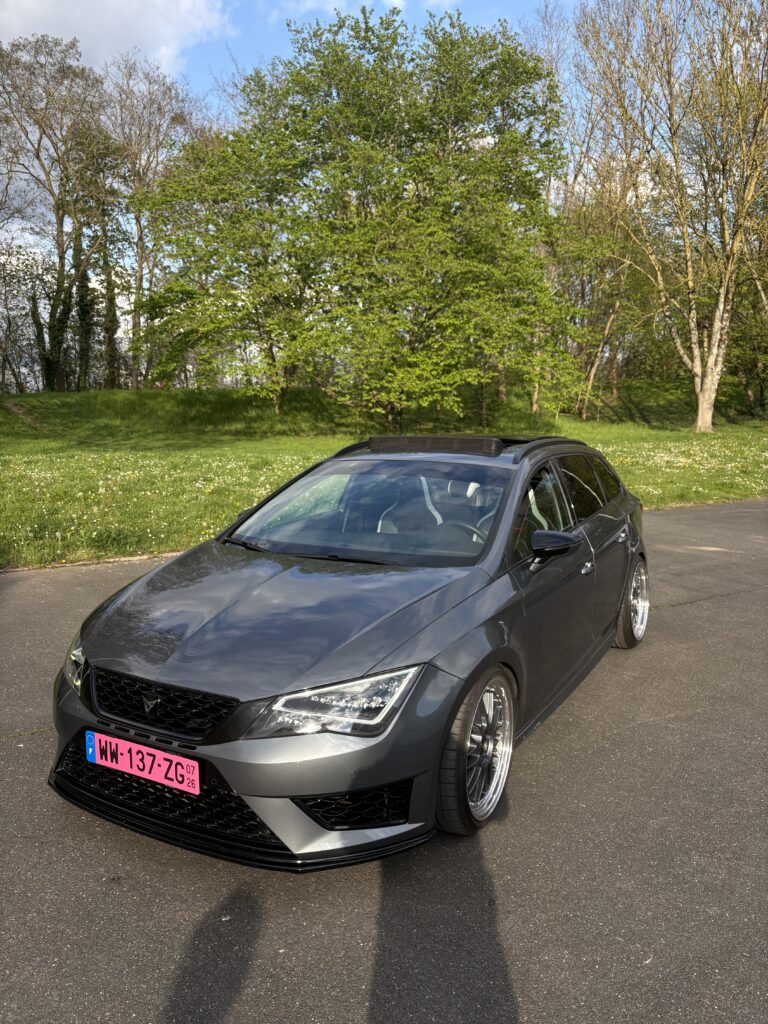 SEAT Leon Cupra ST — photo 5