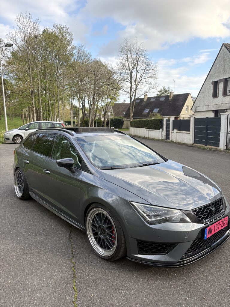 SEAT Leon Cupra ST — photo 8