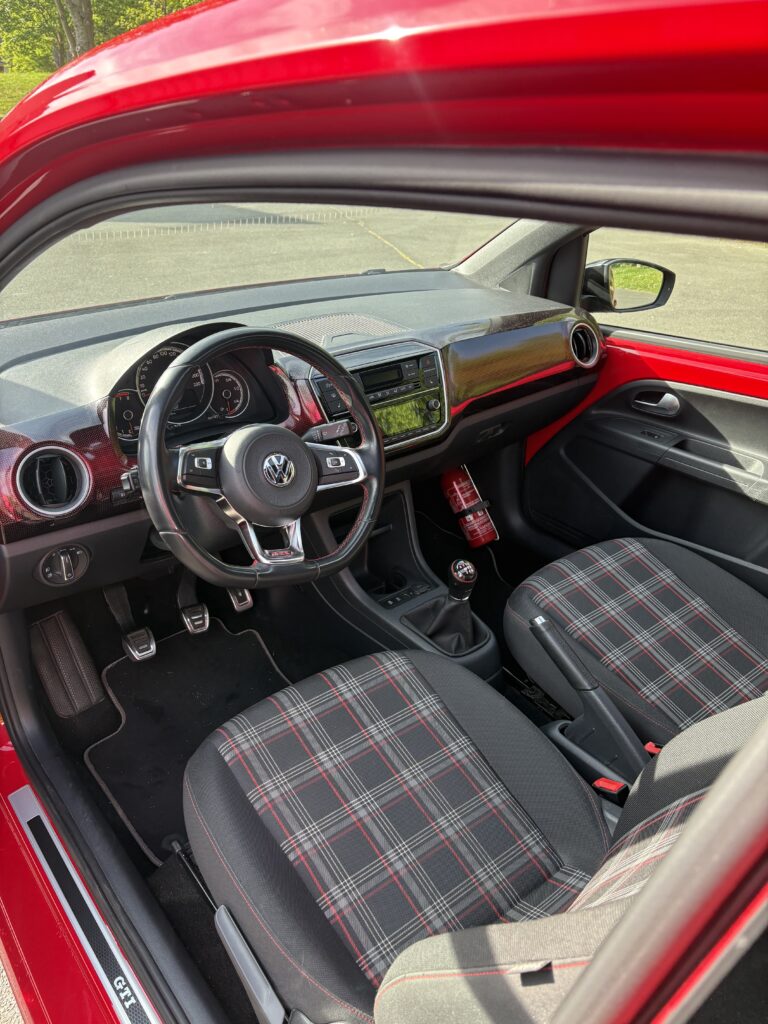 Volkswagen up GTI — photo 5